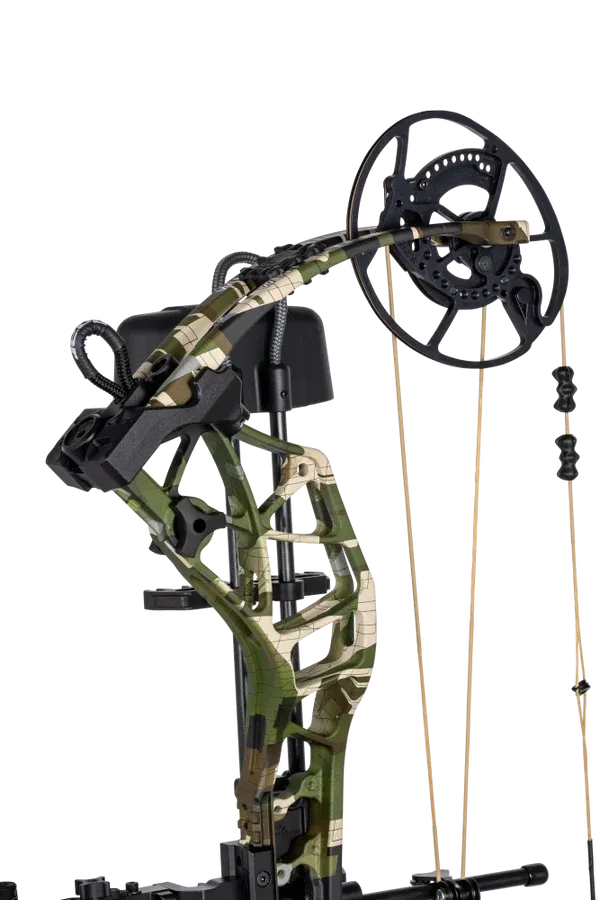 batch-2-bear-archery-whitetail-nxt-rth-plus-compound-bow__av79a84026r_7_600x.webp