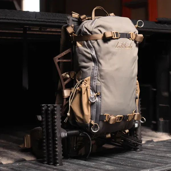 Praxis_Pack_GRAY_23.webp